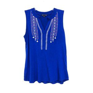 Cable & Gauge Embroidered V-Neck Pullover